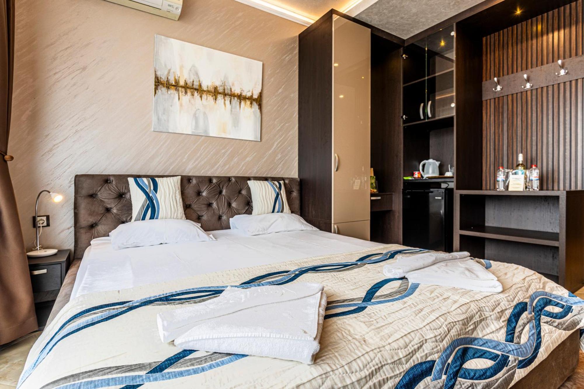 Galeon Residence & Spa サニービーチ エクステリア 写真