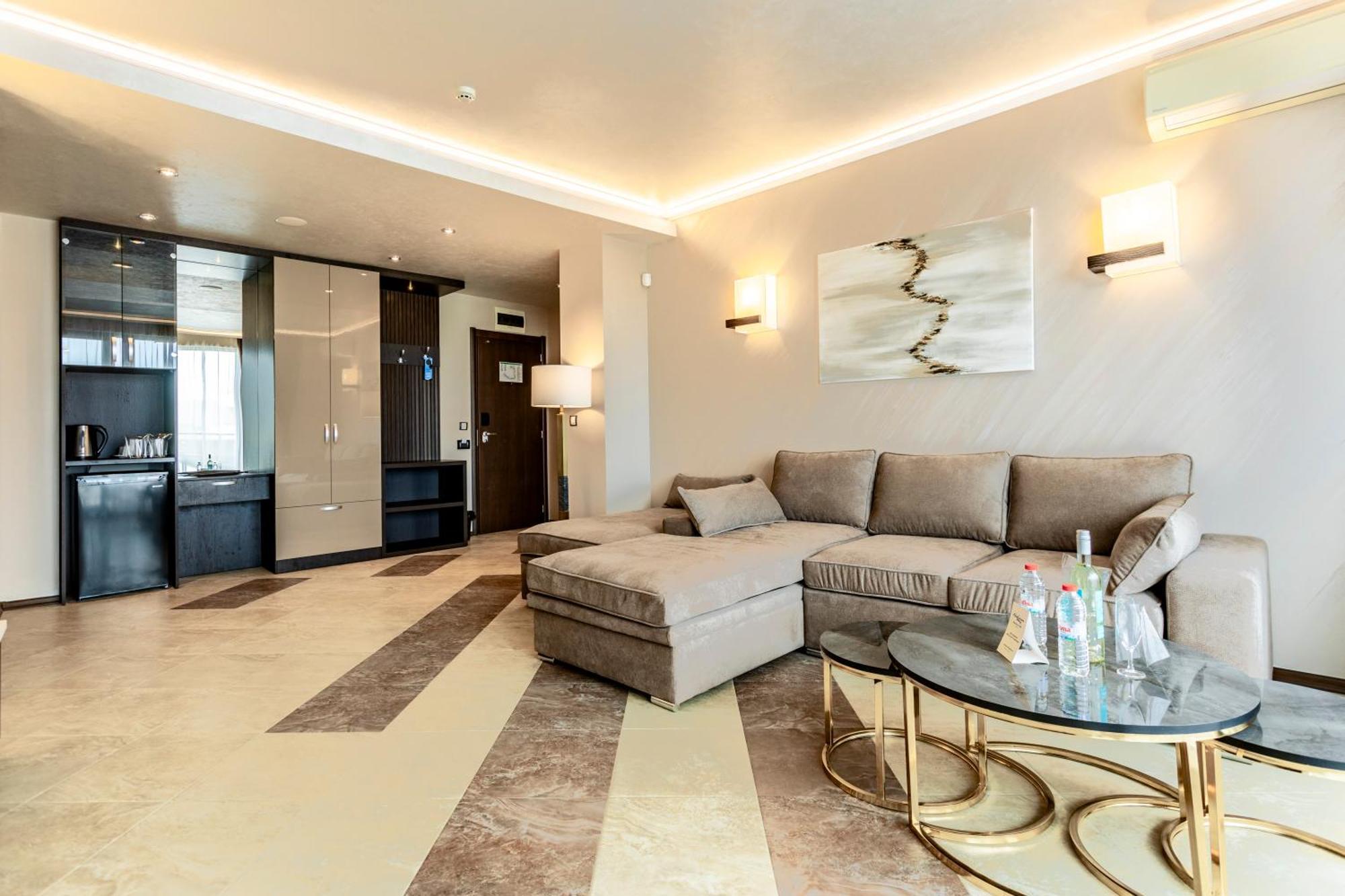 Galeon Residence & Spa サニービーチ エクステリア 写真