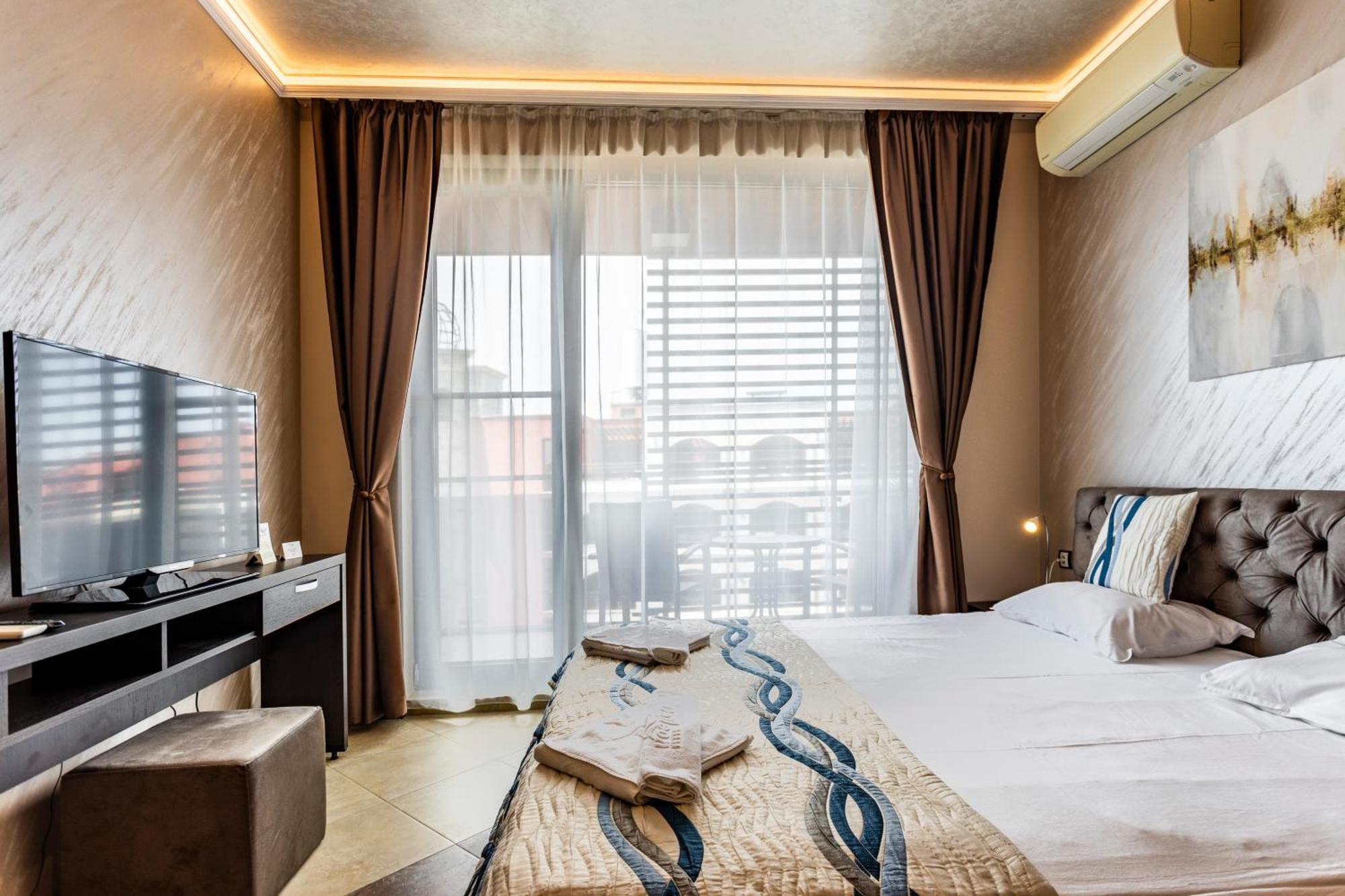 Galeon Residence & Spa サニービーチ エクステリア 写真