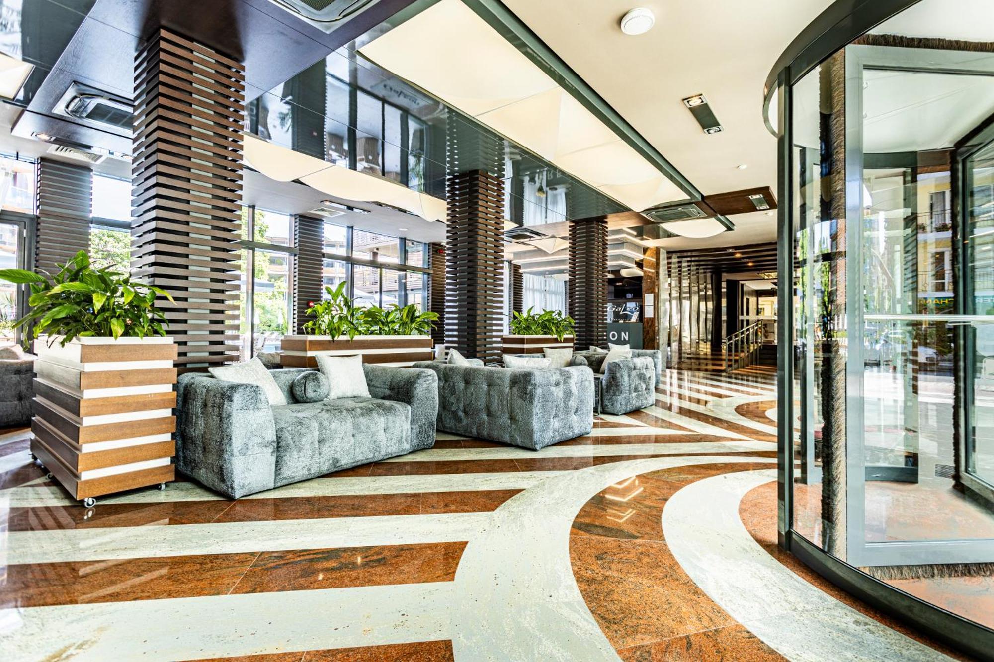 Galeon Residence & Spa サニービーチ エクステリア 写真